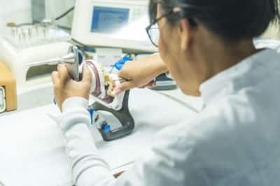 Eigenes Zahnlabor der Zahnärzte im Bazaar